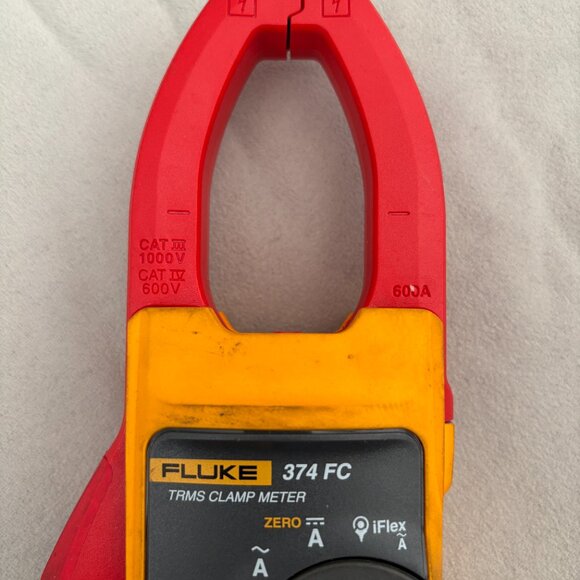 Fluke 374 FC True-RMS AC/DC Clamp Meter - Picture 3 of 7